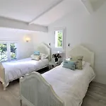 Maison Dans Les Arbres Piscine Clim Luxe Villa Hyères