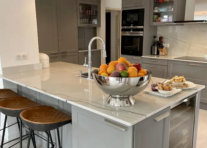 Villa Maison Dans Les Arbres Piscine Clim Luxe *